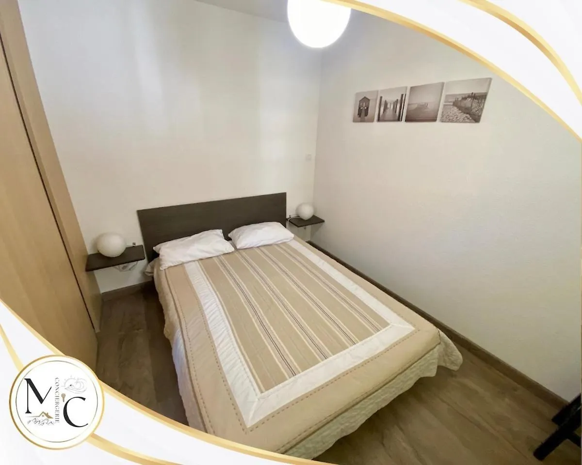 Apartment T2 Ski, Heated Pool, Hammam Allos France